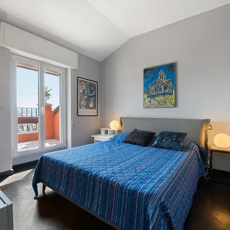Attico Center With View And Terrace Daire